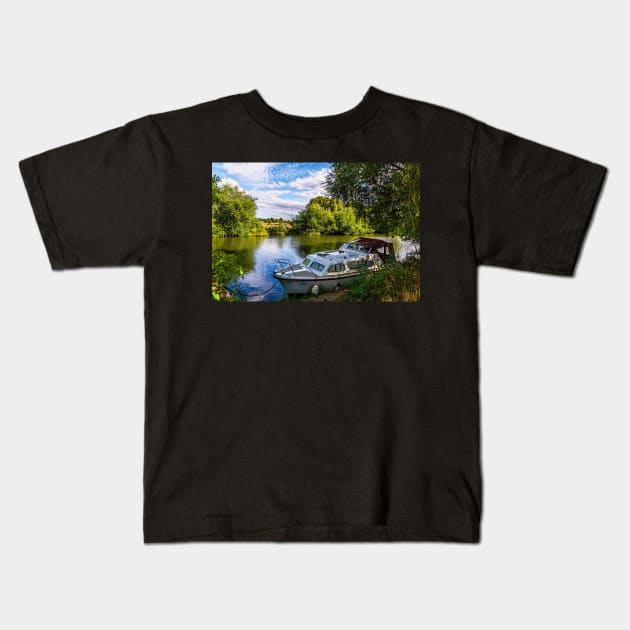 A Shady Mooring on the Thames Kids T-Shirt by IanWL